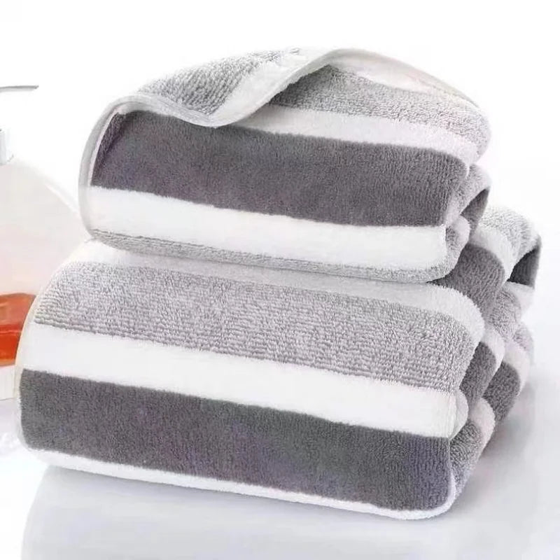 Toalla de Baño de Microfibra Gruesa con Diseño a Rayas